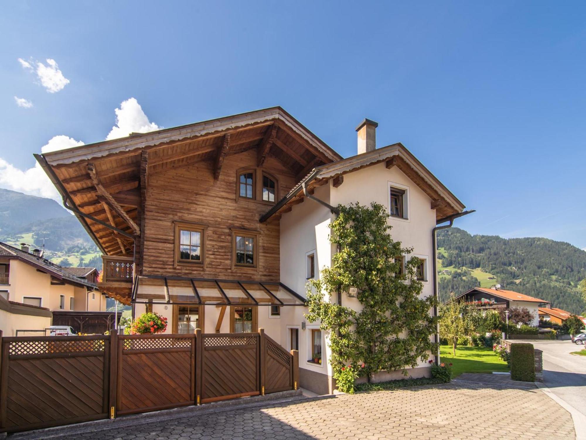 Haus Stock Lejlighed Zell am Ziller Eksteriør billede